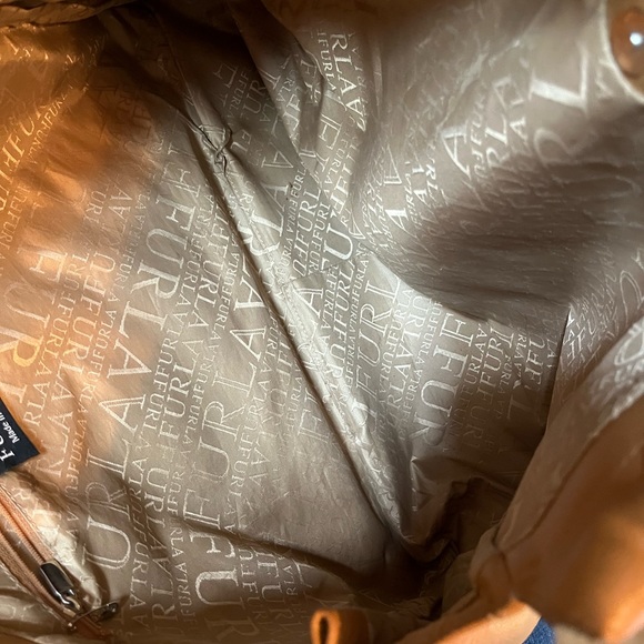 Vintage Furla Tan Leather Shoulder Bag - Picture 3 of 12